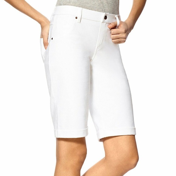 HUE 17490 Short Style BOYFRIEND Denim SHORTS - Picture 1 of 2